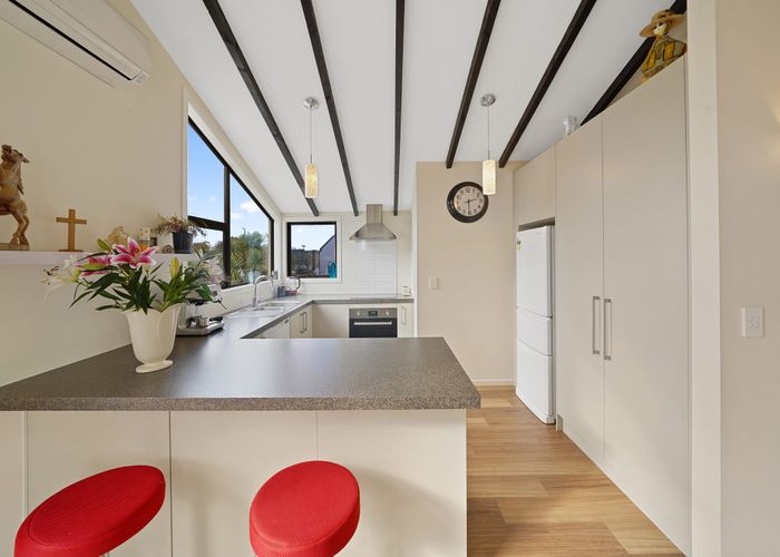  at 1/4 Nova Place, Christchurch Central, Christchurch