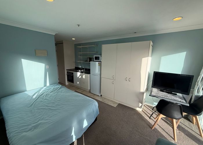  at 422/35 Hobson Street, Auckland Central, Auckland