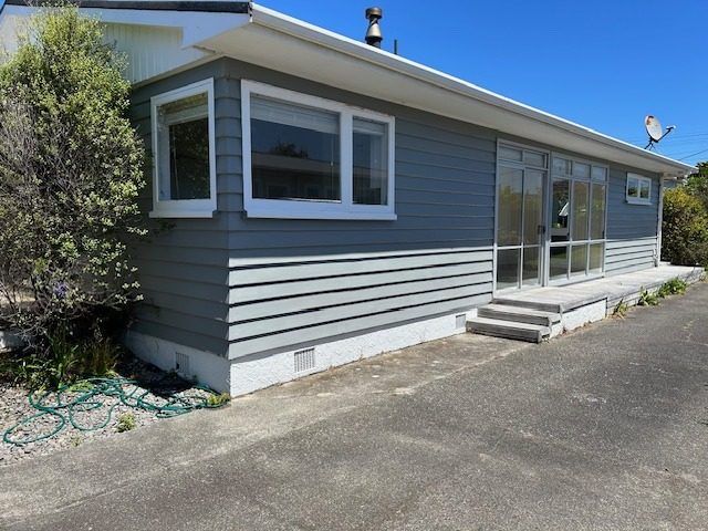  at 11 Vaucluse Avenue, Paraparaumu Beach, Kapiti Coast, Wellington