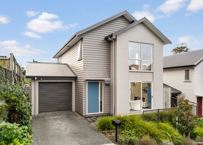  at 1 Muriels View Lane, Massey, Waitakere City, Auckland
