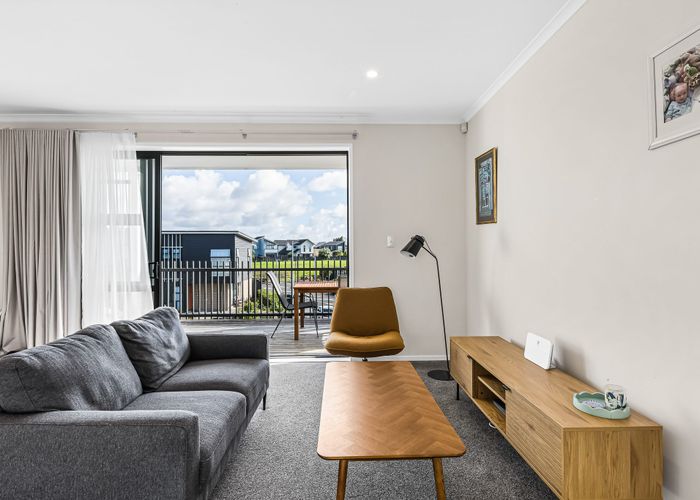  at 32 Raranga Lane, Hobsonville, Waitakere City, Auckland