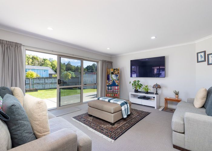  at 10 Sunstone Crescent, Brown Owl, Upper Hutt
