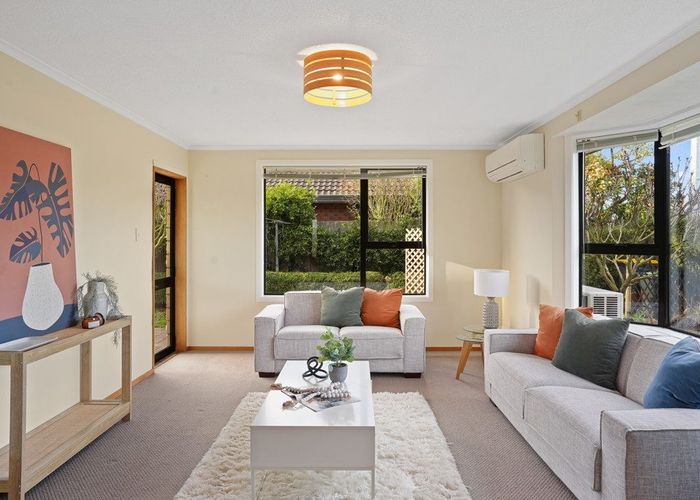  at 1/2 Thornhill Place, Sockburn, Christchurch