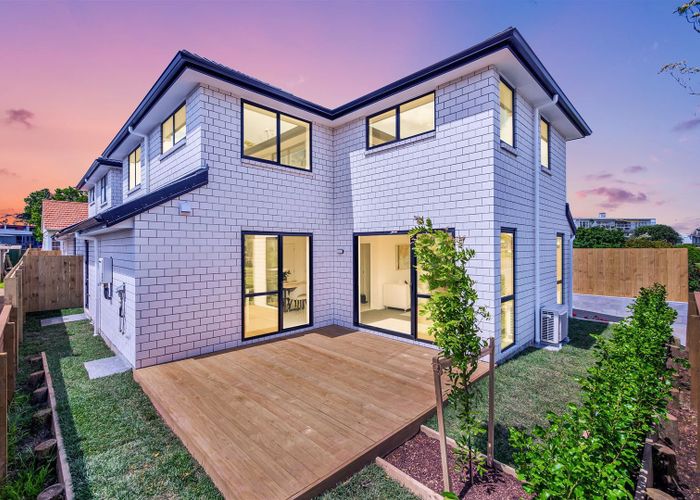  at 10A Daventry Street, Waterview, Auckland