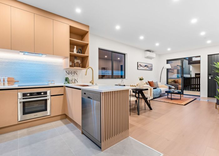  at 6/11&13 Tabitha Crescent, Henderson, Waitakere City, Auckland