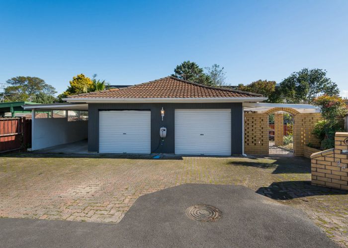  at 24 Baltimore Place, Forrest Hill, Auckland