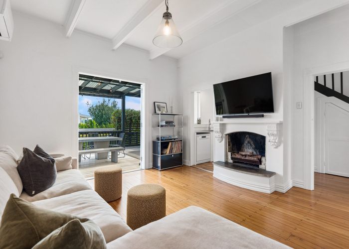  at 50 Palmerston Road, Birkenhead, North Shore City, Auckland