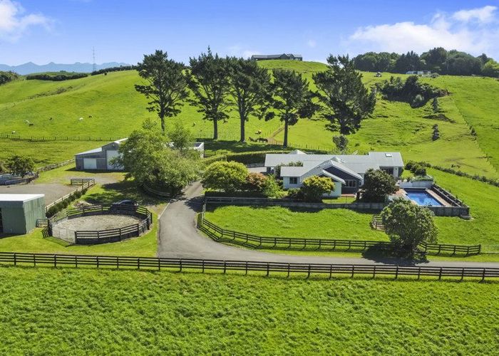  at 83 Clearview Road, Lepperton, New Plymouth, Taranaki