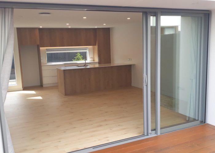  at 2/43 Maxwell Street, Riccarton, Christchurch City, Canterbury