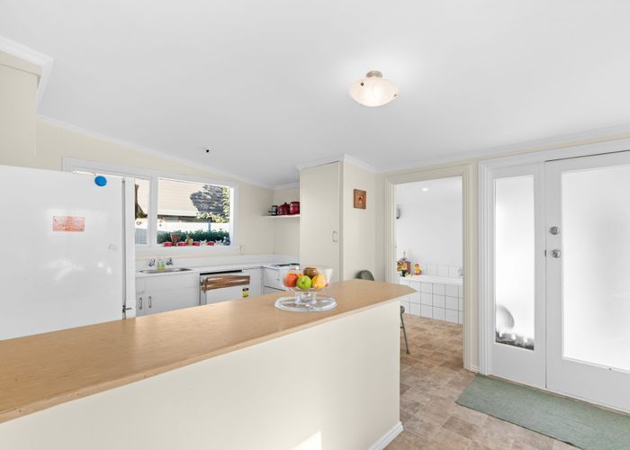 at 2/48 Awatea Road, Hornby, Christchurch