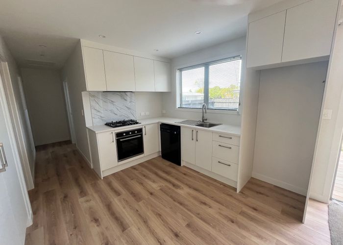  at 8A Bell Road, Beachlands, Manukau City, Auckland