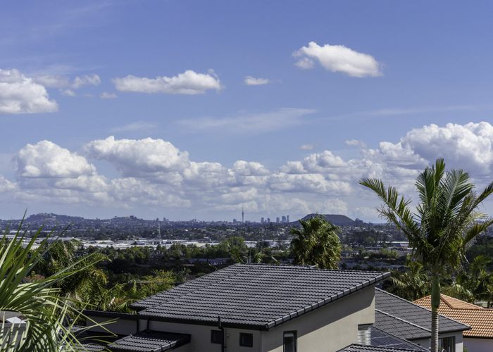  at 44 Brooke Ridge Rise, Dannemora, Manukau City, Auckland