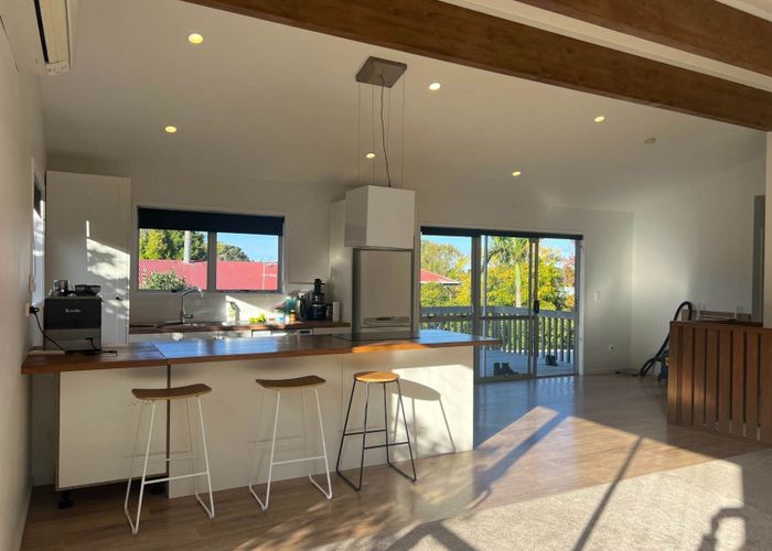  at 194 Glamorgan Drive, Torbay, North Shore City, Auckland