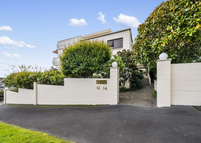  at 4/12 Kaimata Street, St Heliers, Auckland