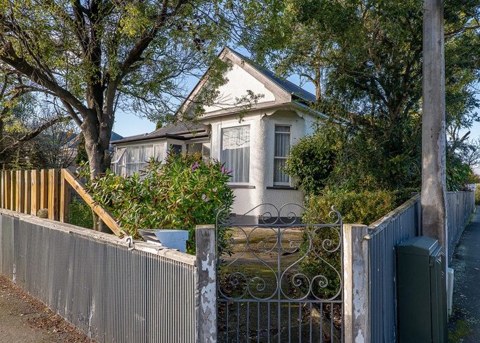  at 2 Rugby Street, Merivale, Christchurch City, Canterbury