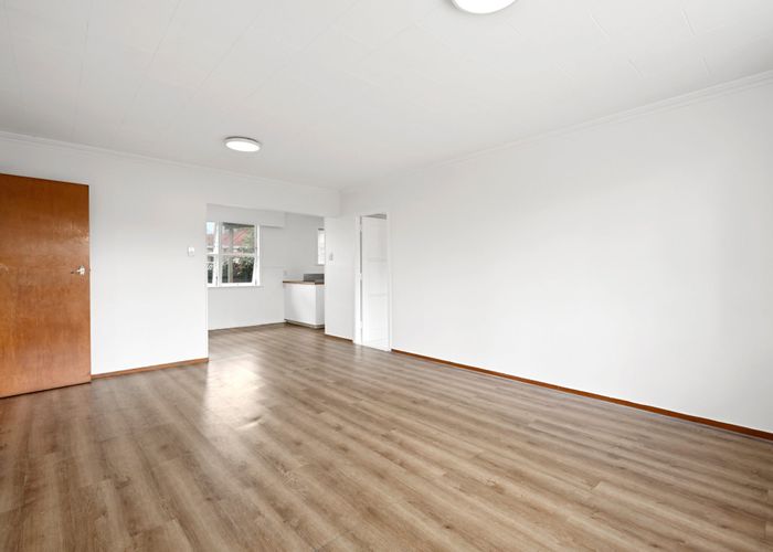  at 19B Kensington Place, Fairfield, Hamilton