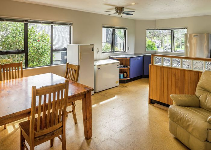  at 4 Forest Road, Raumati South, Paraparaumu