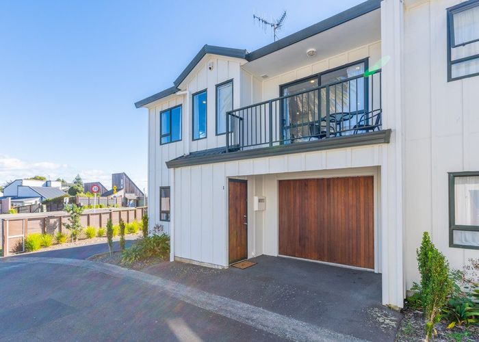  at 1/49 Maclean Street, Paraparaumu Beach, Kapiti Coast, Wellington