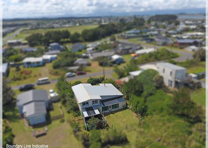  at 6 Nelson Street, Foxton Beach, Foxton
