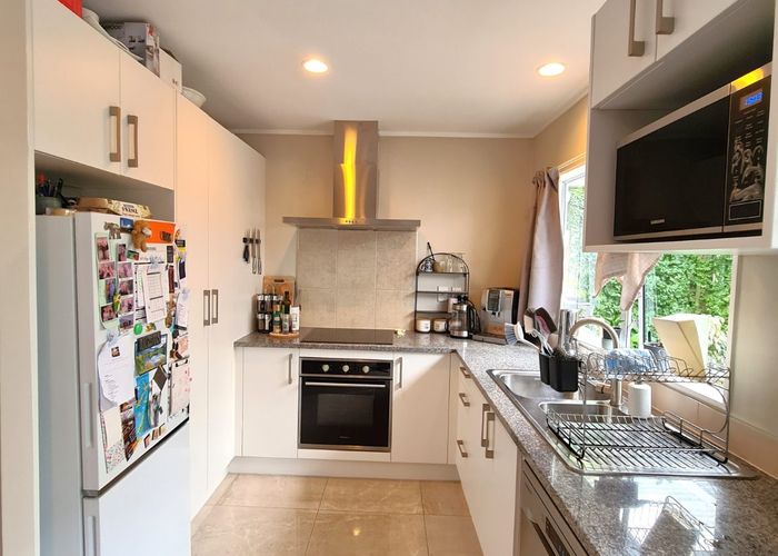  at 2/21 Hauraki Crescent, Pinehill, North Shore City, Auckland