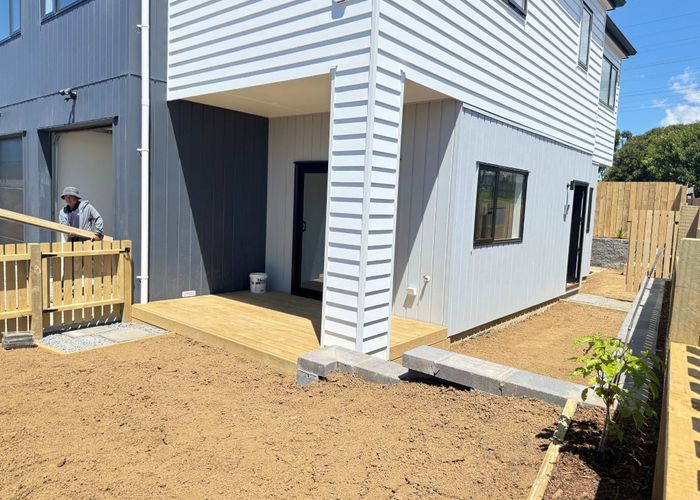  at 12A Italia Grove, Mount Wellington, Auckland