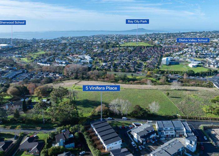  at 6/9 Rengarenga Rise, Albany, North Shore City, Auckland