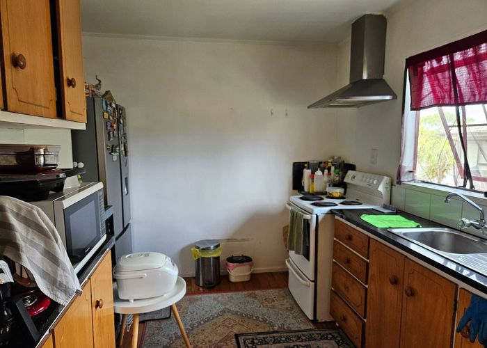  at 57 Gills Road, Bucklands Beach, Manukau City, Auckland