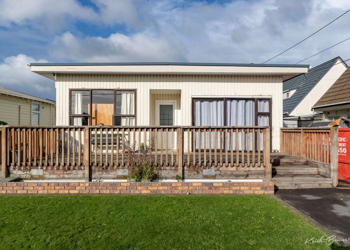  at 12 Elizabeth Street, Moera, Lower Hutt