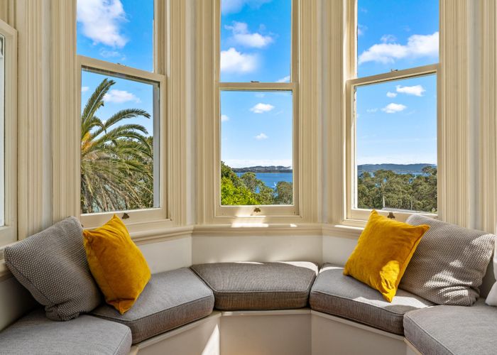  at 4 Hinemoa Terrace, Birkenhead, North Shore City, Auckland
