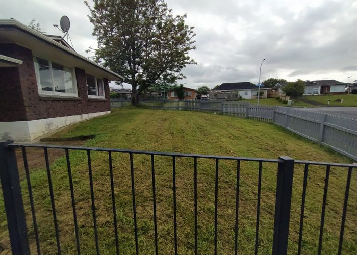  at 82 Archmillen Avenue, Pakuranga, Manukau City, Auckland