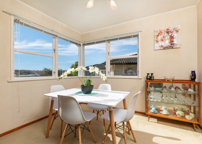  at 137 Moore Street, Hillcrest, Auckland