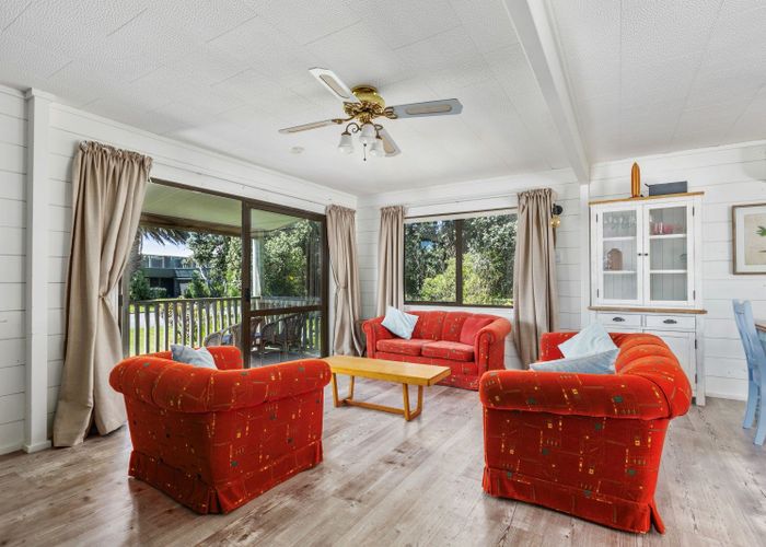  at 112 Blue Pacific Parade, Riversdale Beach, Masterton
