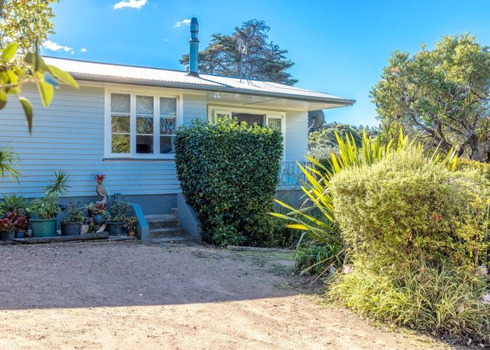  at 41 Causeway Road, Surfdale, Waiheke Island