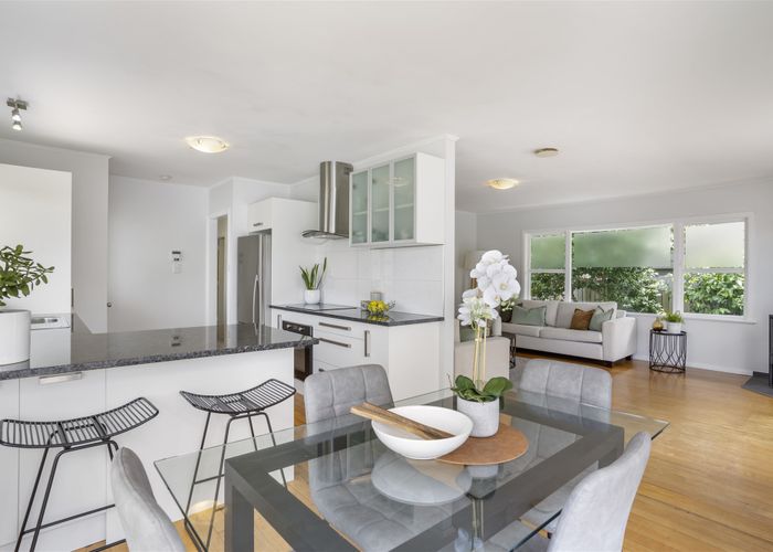  at 16 Apirana Avenue, Glen Innes, Auckland