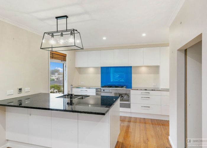  at Tawa, Wellington, Wellington