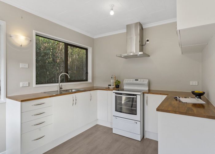  at 3 Leinster Avenue, Raumati South, Paraparaumu