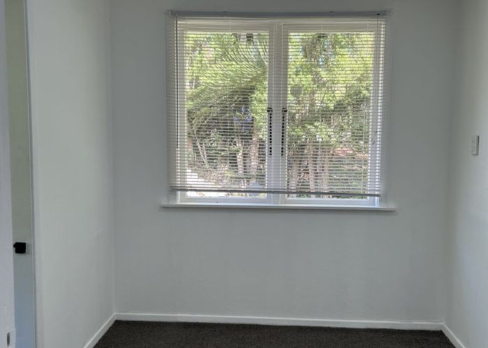  at 9 Berkshire Grove, Cannons Creek, Porirua, Wellington