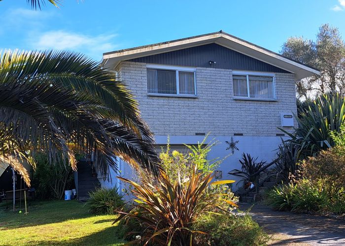  at 6 Gavin Place, Huntly, Huntly