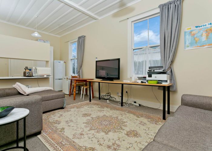  at 16 Kawerau Avenue, Devonport, Auckland