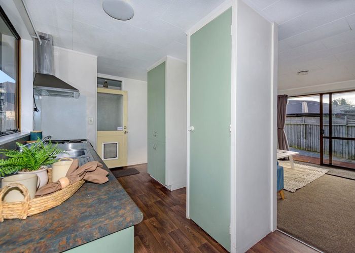  at 15B Seymour Street, Hornby, Christchurch City, Canterbury