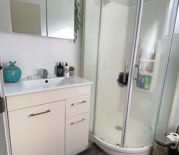  at 19B Sylvia Road, Hillcrest, North Shore City, Auckland