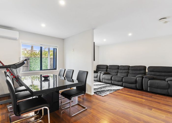  at 9/70 Fernhill Way, Oteha, Auckland