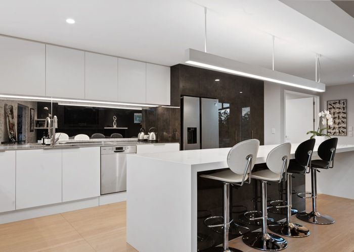  at 6 Old Barrow Heights, Huntsbury, Christchurch City, Canterbury