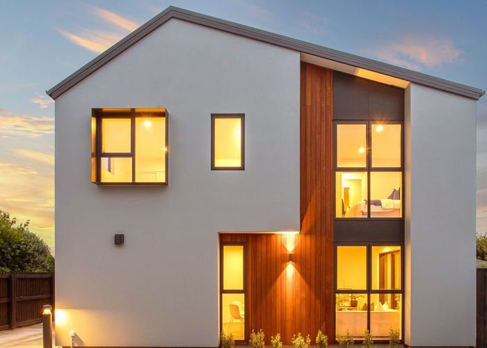  at 2/13 Goldsmith Place, Waltham, Christchurch
