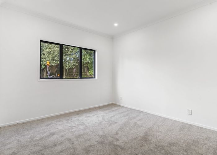  at 3215 Great North Road, New Lynn, Waitakere City, Auckland