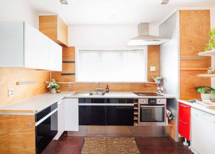  at 210 College Street, West End, Palmerston North, Manawatu / Whanganui