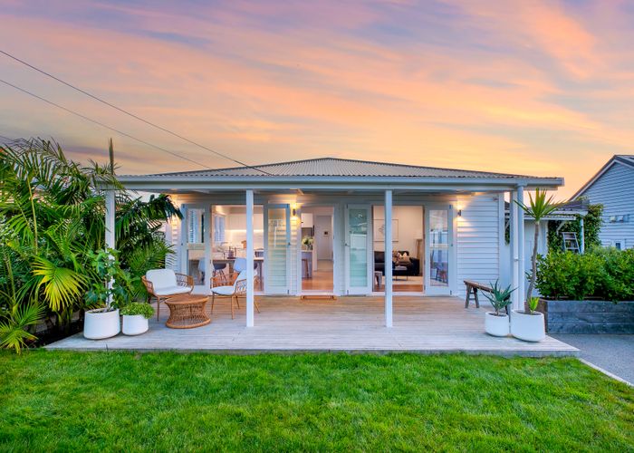  at 32 Saltaire Street, Avondale, Auckland