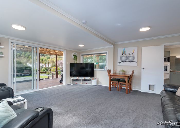  at 29 Jocelyn Crescent, Pinehaven, Upper Hutt