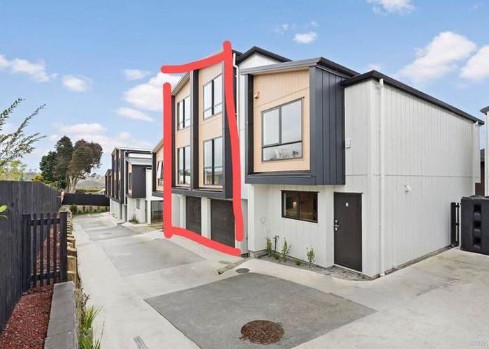  at 4/11 Scanlen Terrace, Kelston, Waitakere City, Auckland