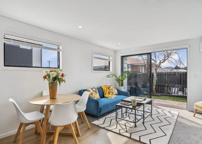  at 67c Royal Crescent, Saint Kilda, Dunedin, Otago